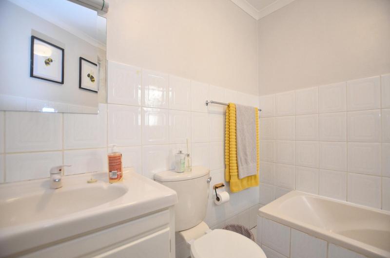 3 Bedroom Property for Sale in Vergesig Western Cape